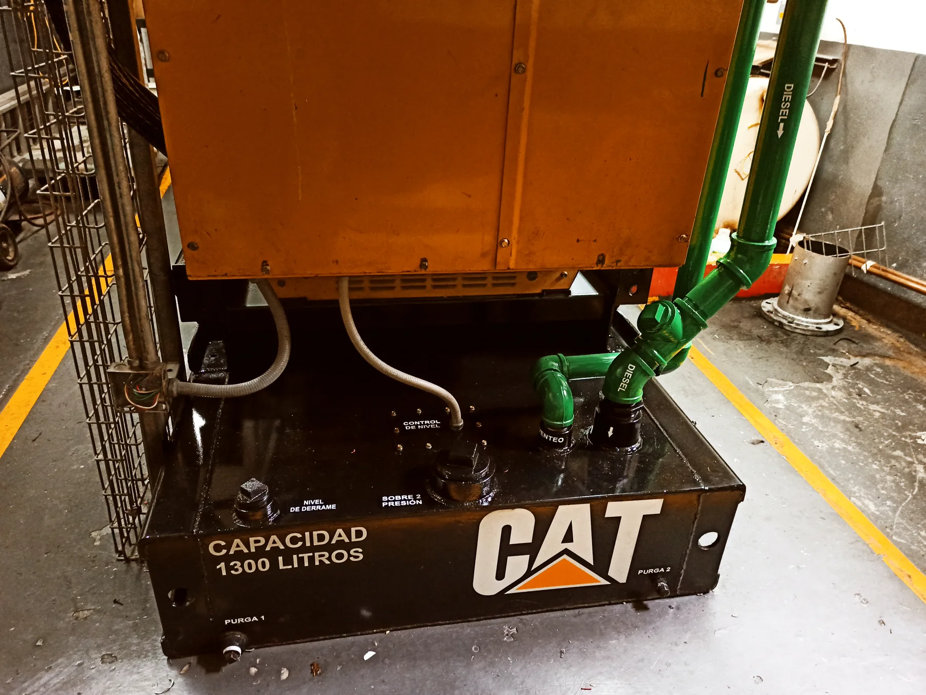 Detalle de proyecto de tanque de combustible